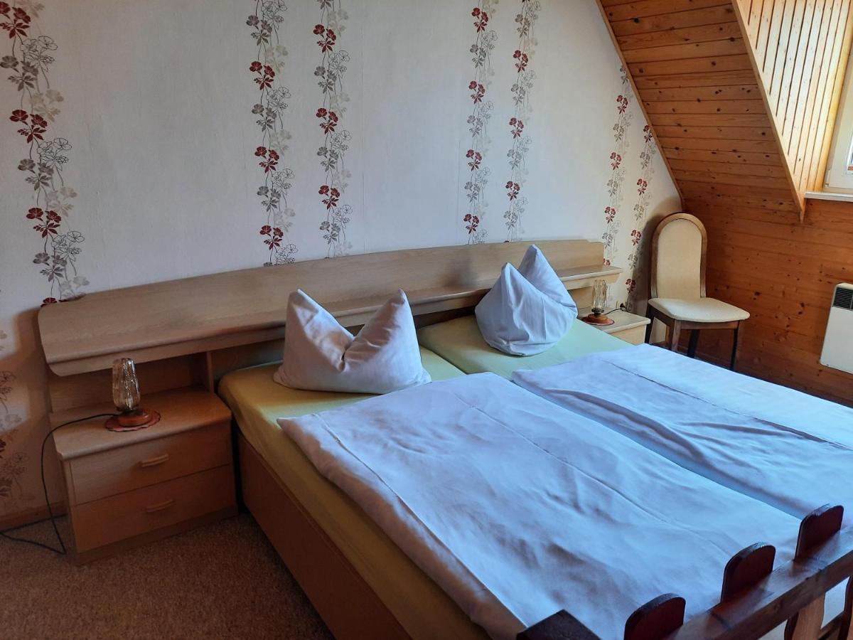 Lacky - Kleines Familienreihenmittelhaus In Grieben Hiddensee Zewnętrze zdjęcie